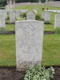 Etaples Military Cemetery - Cluett, Vincent